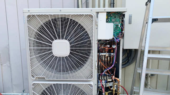 室外機