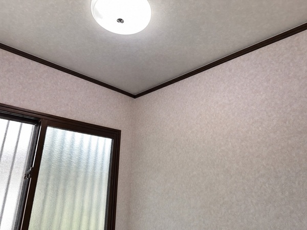 里庄町・エアコン移設工事｜建物内の別の部屋からの移設 (1)